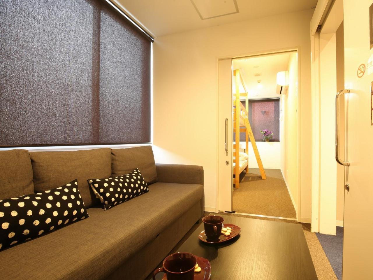 Very Hostel Namba Osaka Buitenkant foto